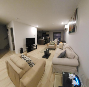 NEW Breathtaking Spacious and Luxury House